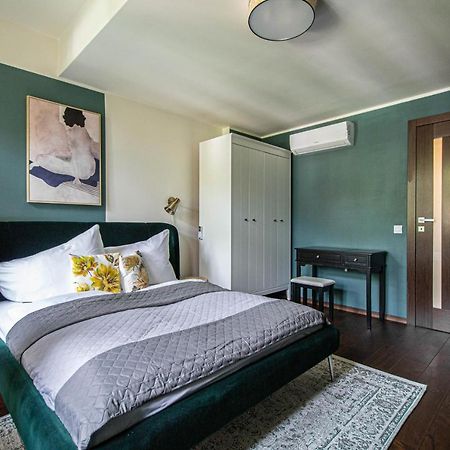 Quite Loft With Balcony And 3 Air Conditioners Prague Extérieur photo