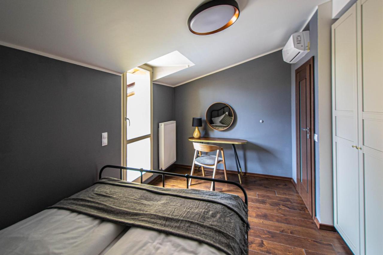 Quite Loft With Balcony And 3 Air Conditioners Prague Extérieur photo